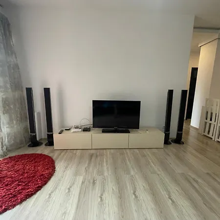 Roan Apartment